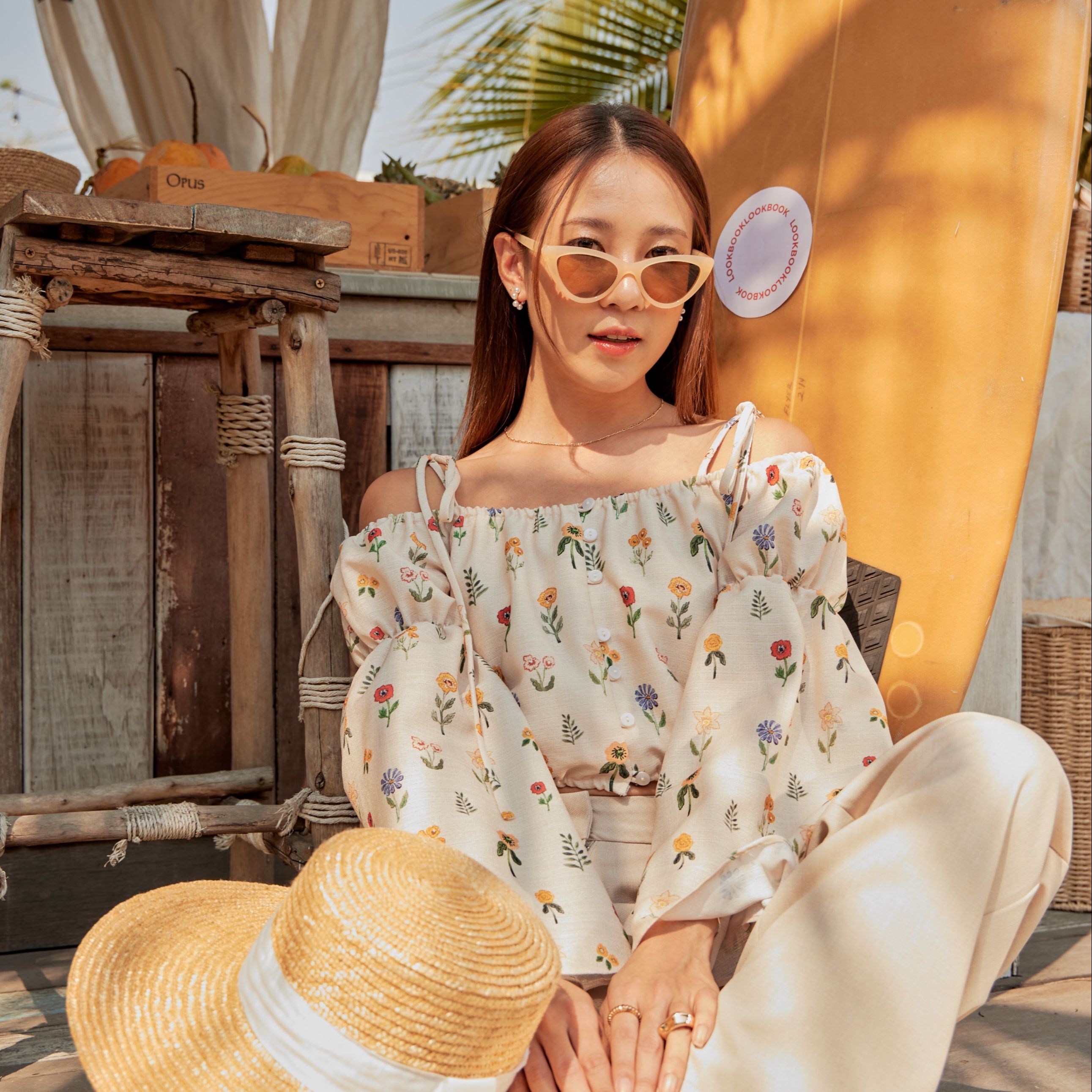 lookbooklookbook-jenna-top-dancing-flower