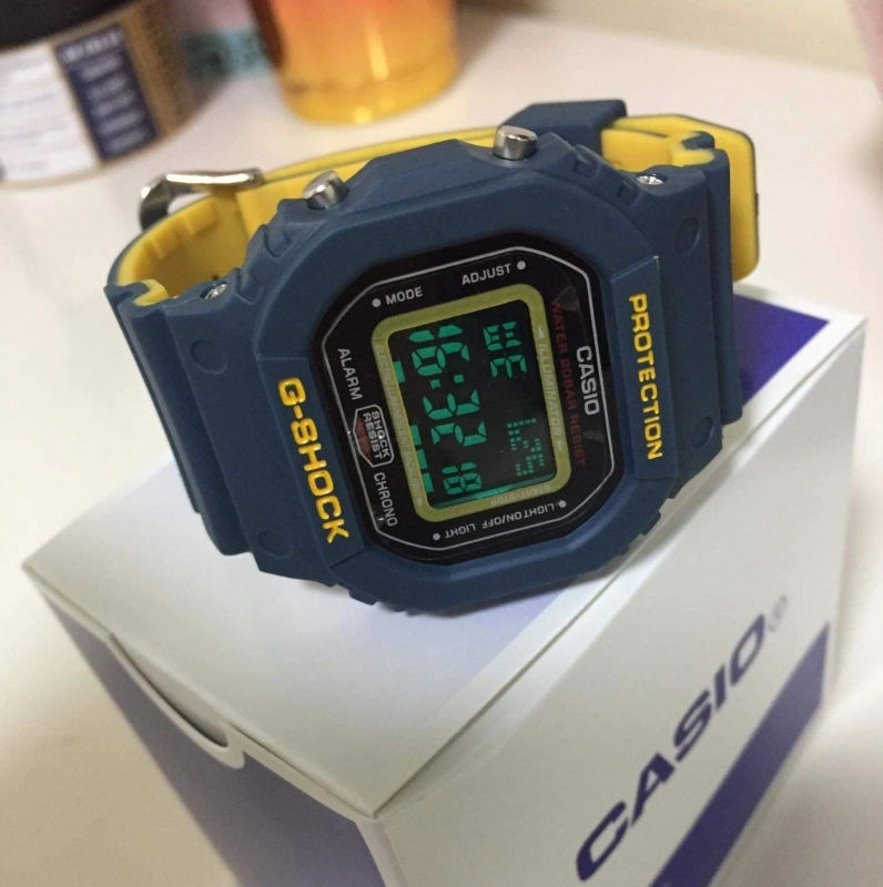 รูปภาพสินค้าแรกของนาฬิกา CASIO ยักเล็ก ทูโทนสีกลมเหลือง ตั้งเวลาให้พร้อมใช้งาน แถมฟรีกล่องใส่