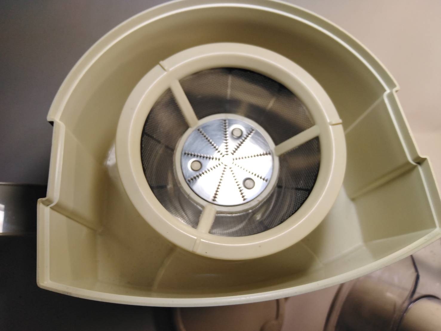 เครื่องคั้นน้ำผลไม้แยกกาก severin juice extractor DD101 ThaiPick