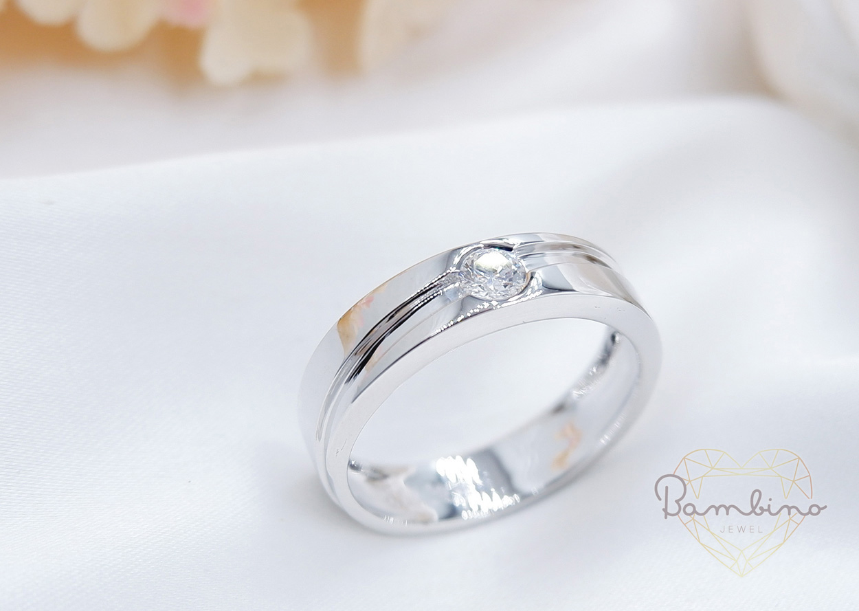 แหวนเพชรชาย แหวนแต่งงาน เพชรเม็ดเดี่ยว 0.18ct. GIA ตัวเรือนทองคำขาว 750 คุณภาพส่งออก สวยมาก ส่งฟรีพร้อมใบรับประกัน