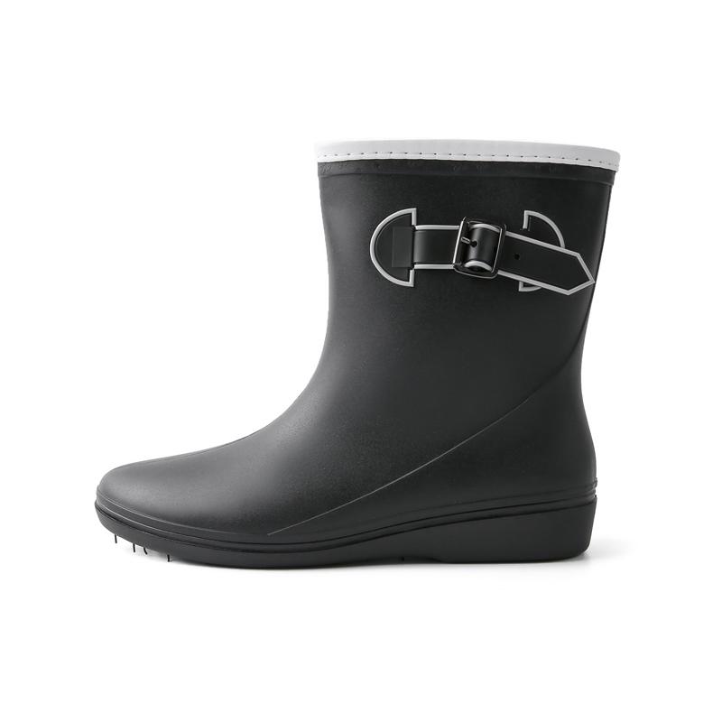 summer overshoes