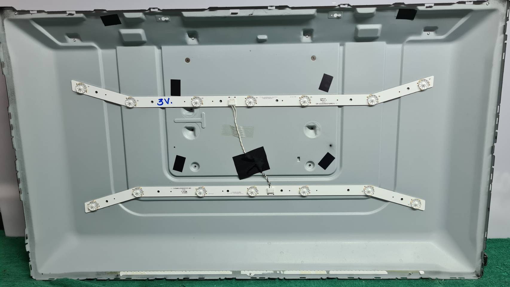 หลอดไฟ LED BACKLIGHT Skyworth (สกายเวิร์ท) รุ่น 32E2000 ,32E200A และ ...