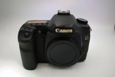 Canon EOS 40D 10.1MP Semi-Professional DSLR Camera Black Magnesium Alloy body