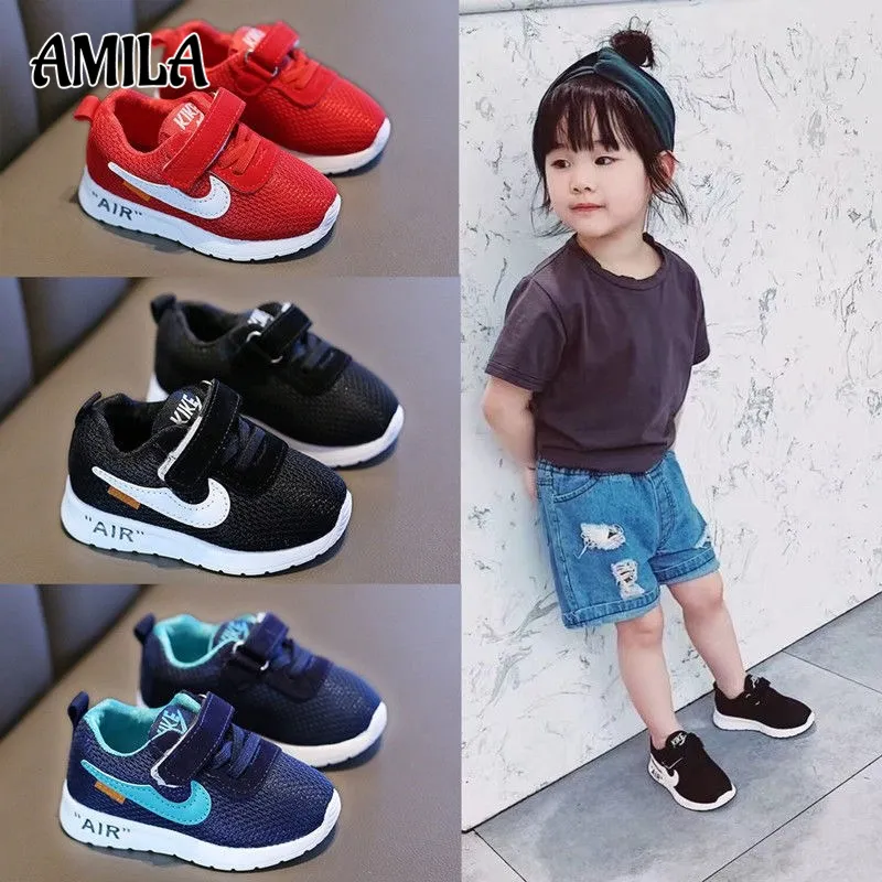 ภาพหน้าปกสินค้าAMILA รองเท้าผ้าใบสำหรับเด็ก,รองเท้าตาข่ายรุ่นใหม่สไตล์เกาหลีระบายอากาศได้ดีพื้นนุ่มกันลื่น จากร้าน AMILA Shopping mall บน Lazada