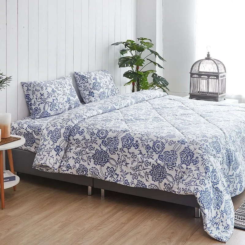 SuperSales - X1 ชิ้น - ชุดผ้าปูที่นอน ระดับพรีเมี่ยม รุ่น Blossom TENCEL14-470T ขนาด 5 ฟุต (ควีนไซส์) 5 ชิ้น สีฟ้า ส่งไว อย่ารอช้า -[ร้าน THEEWASUMARKETPLACE จำหน่าย ผ้ารองกันเปื้อน ราคาถูก ]