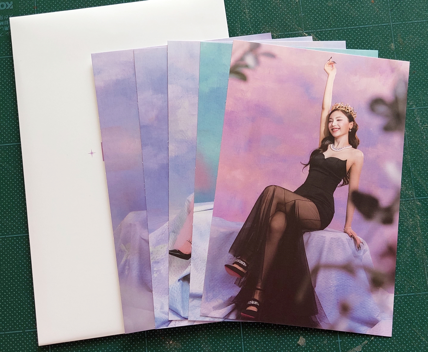 ของแถมรอบพรี Postcard Set 5 ใบ ของแท้ จาก อัลบั้ม ITZY - CHECKMATE ...