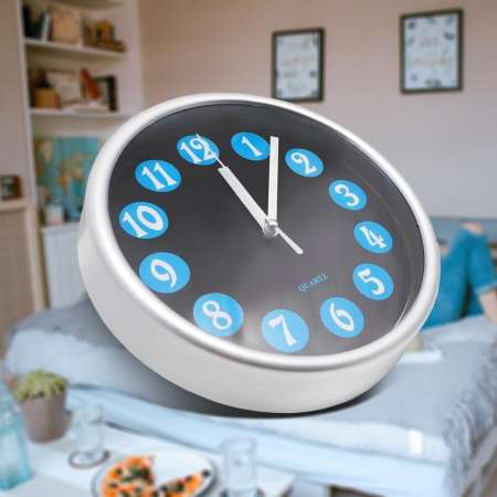 นาฬิกาแขวนขนาด 7.5 นิ้ว นาฬิกาบ้าน นาฬิกาออฟฟิศ นาฬิกาแขวนผนัง Value Clock [เลขฟ้า ขอบเงิน]