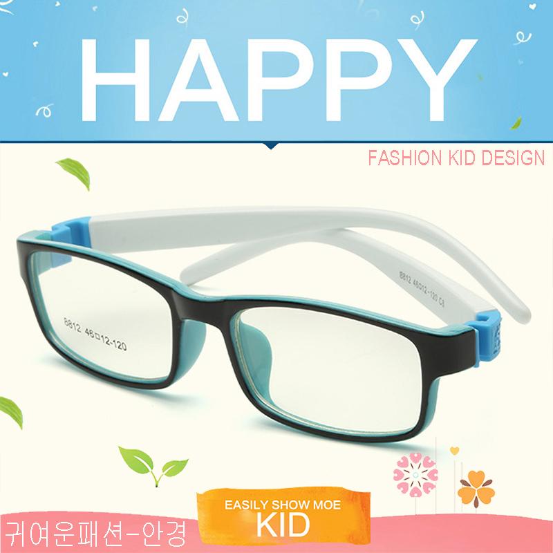 แว่นตาเกาหลีเด็ก Fashion Korea Children แว่นตาเด็ก รุ่น 8812 C-8 สีดำตัดฟ้าขาขาวข้อฟ้า กรอบแว่นตาเด็ก Rectangle ทรงสี่เหลี่ยมผืนผ้า Eyeglass baby frame ( สำหรับตัดเลนส์ ) วัสดุ PC เบา ขาข้อต่อ Kid leg joints Plastic Grade A material Eyewear Top Glasses