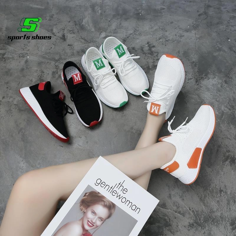 ภาพหน้าปกสินค้าแฟชั่นใหม่เกาหลีลำลองทุกคู่สีลูกกวาดบินเข็มรองเท้าลำลองที่มีน้ำหนักเบาและสะดวกสบาย