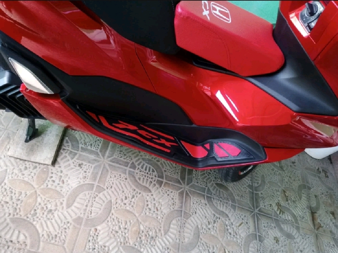 Thảm Lót Chân Cho Honda PCX 160 Chống