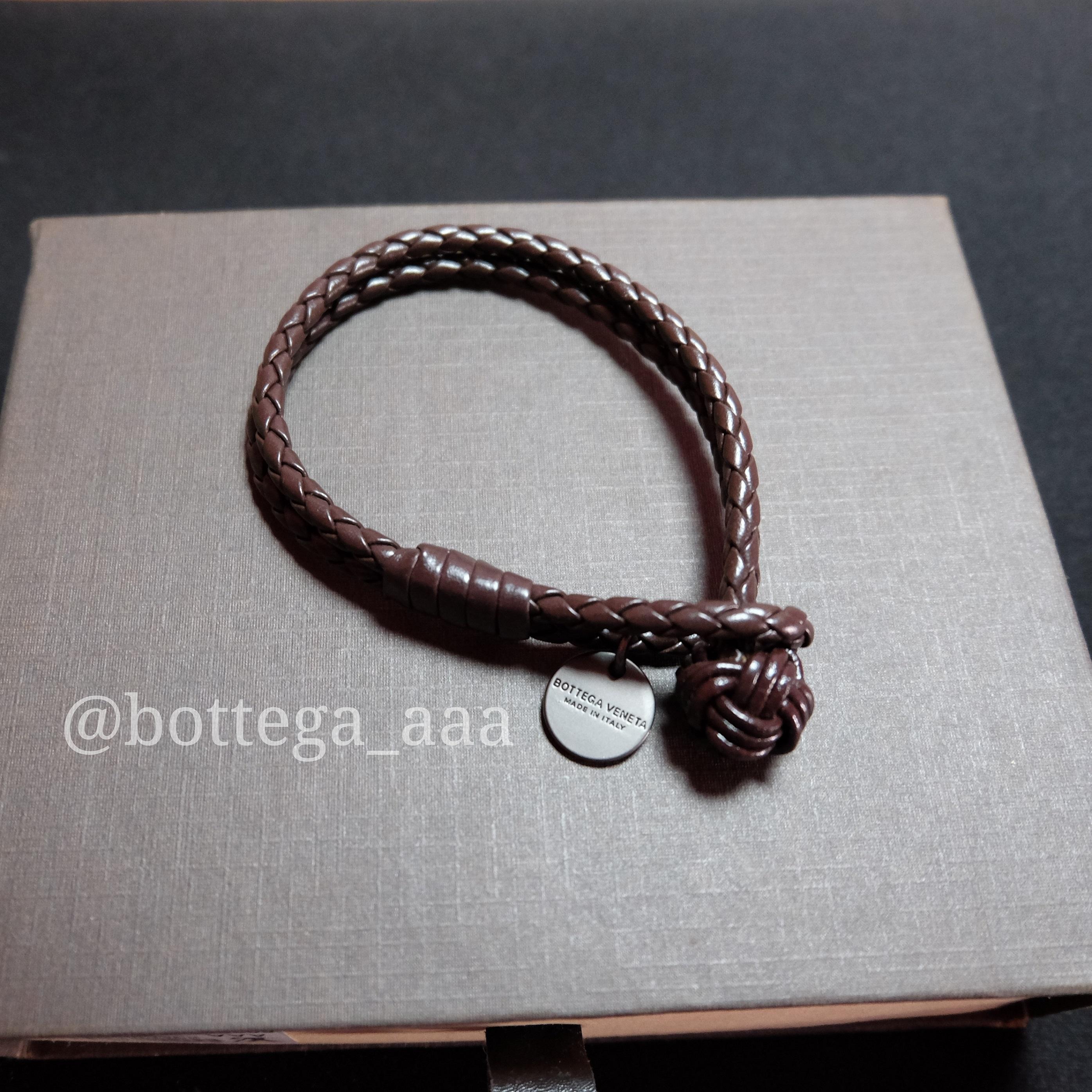 ข้อมือ Bottega สายคู่ สีน้ำตาลเข้ม (DARK BROWN)