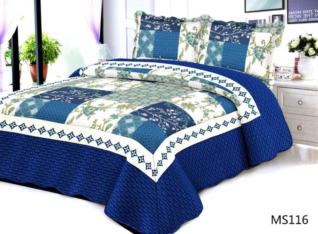 masaidream  23785 ชุดผ้าคลุมที่นอน ผ้าคลุมเตียง 8 ฟุต 3 ชิ้น สีฟ้าทูโทนสีขาว โมเสก ลายดอกไม้ วินเทจ