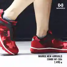 ภาพขนาดย่อของภาพหน้าปกสินค้าWARRIX รองเท้าผ้าใบ MAXIMUM RUNNER WF-1306-สีแดง-RR จากร้าน Warrix บน Lazada