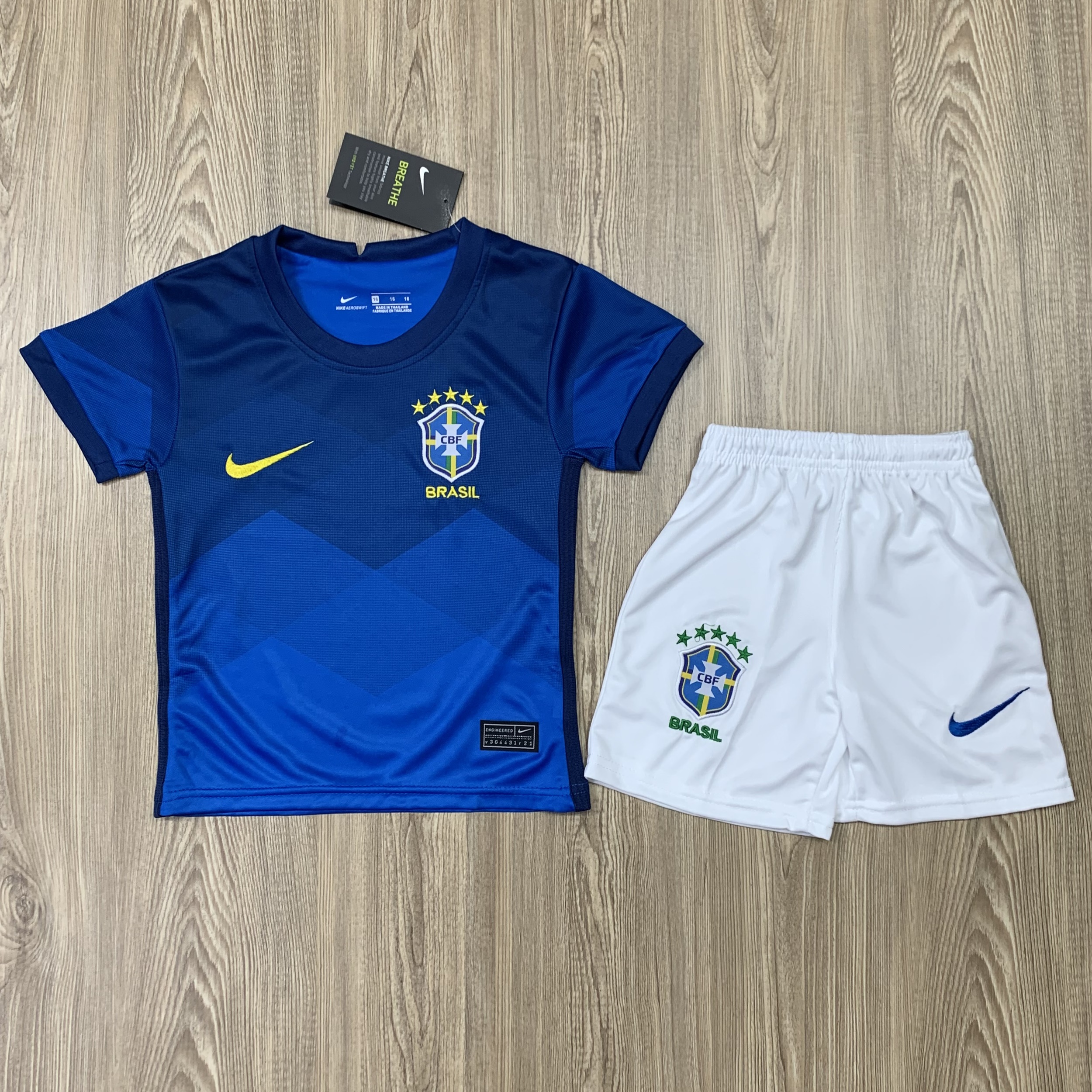 ชุดบอลเด็ก Brasil ชุดกีฬาเด็กทีม เสื้อทีมบาร์ซิล ซื้อครั้งเดียวได้ทั้งชุด (เสื้อ+กางเกง) ตัวเดียวในราคาส่ง สินค้าเกรด-AAA