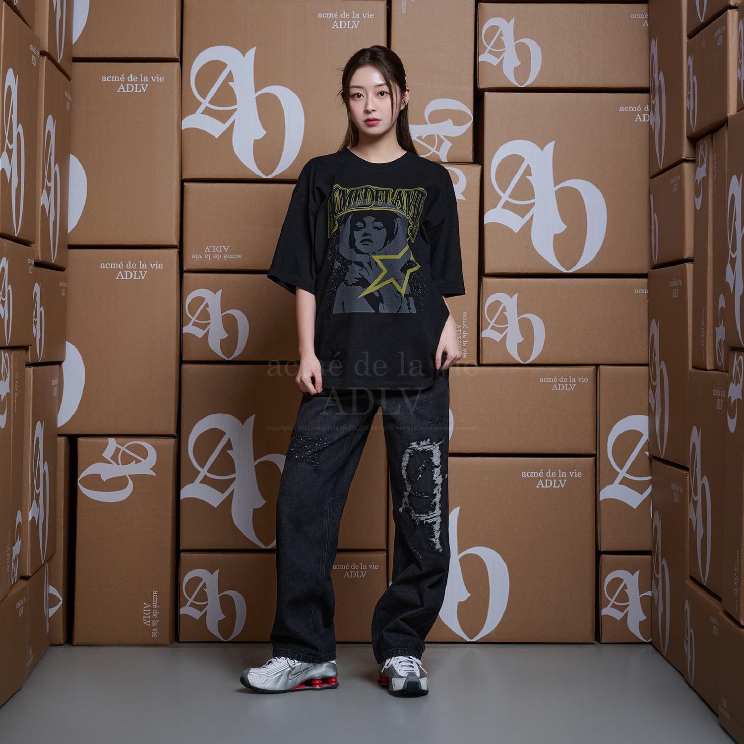 [ADLV] AE LOGO ASTRONAUT ARTWORK SHORT SLEEVE T-SHIRT/追跡付 ADLV] AE LOGO ASTRONAUT ARTWORK SHORT SLEEVE T-SHIRT/追跡付