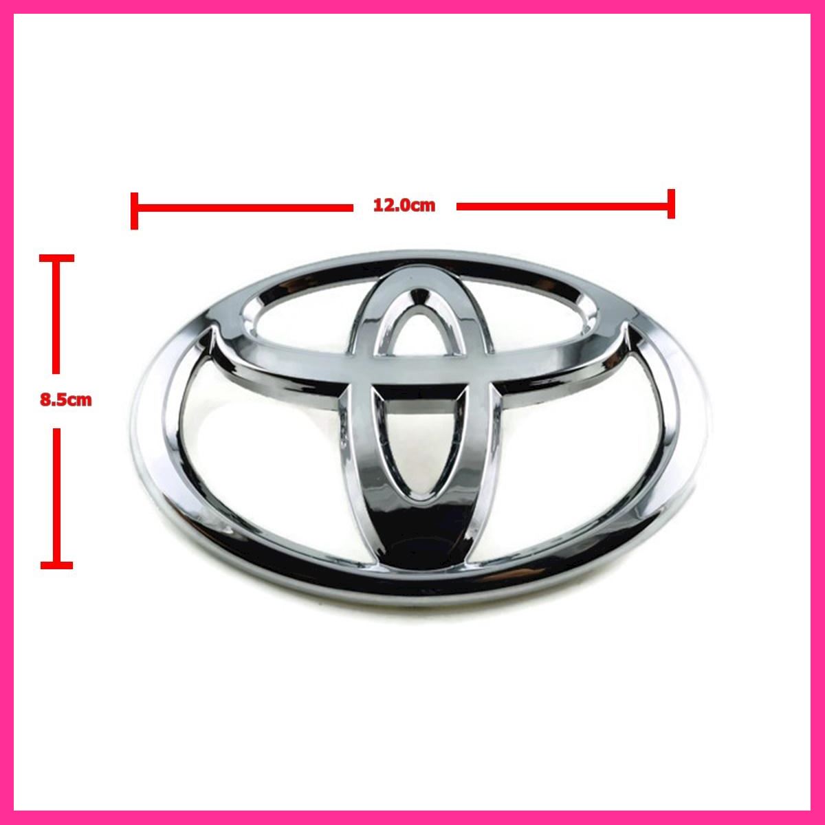 ป้ายโลโก้ TOYOTA ติดท้ายพลาสติกสีโครเมี่ยมขนาด 12.0x8.5cm ติดตั้งด้วยเทปกาวสองหน้าด้านหลัง จัดส่งเร็วสินค้าดีมีคุณภาพ คุณภาพดัคุ้มค่าคุ้มราคา