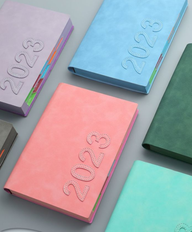 2023 planner A5 Notebook diary สมุดโน้ตแพลนเนอร์ ขนาด A5 400 หน้า สีเขียว สีฟ้า สีชมพู สีแดง