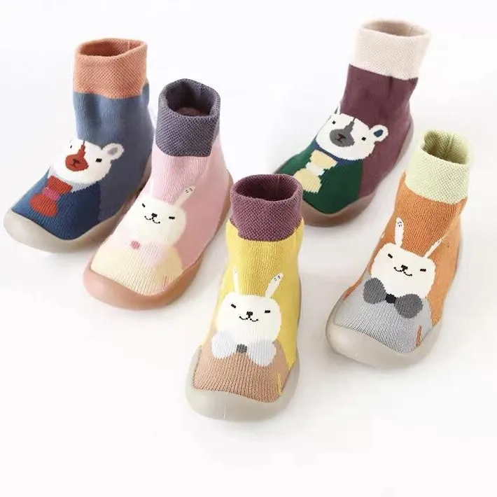 น้องหมี น้องกระต่าย พร้อมส่ง !! รองเท้าเด็ก รองเท้าหัดเดินข้อยาว ทรงผุ้มข้อ ผ้าหนา รองเท้าเด็กชาย รองเท้าเด็กผญ A10