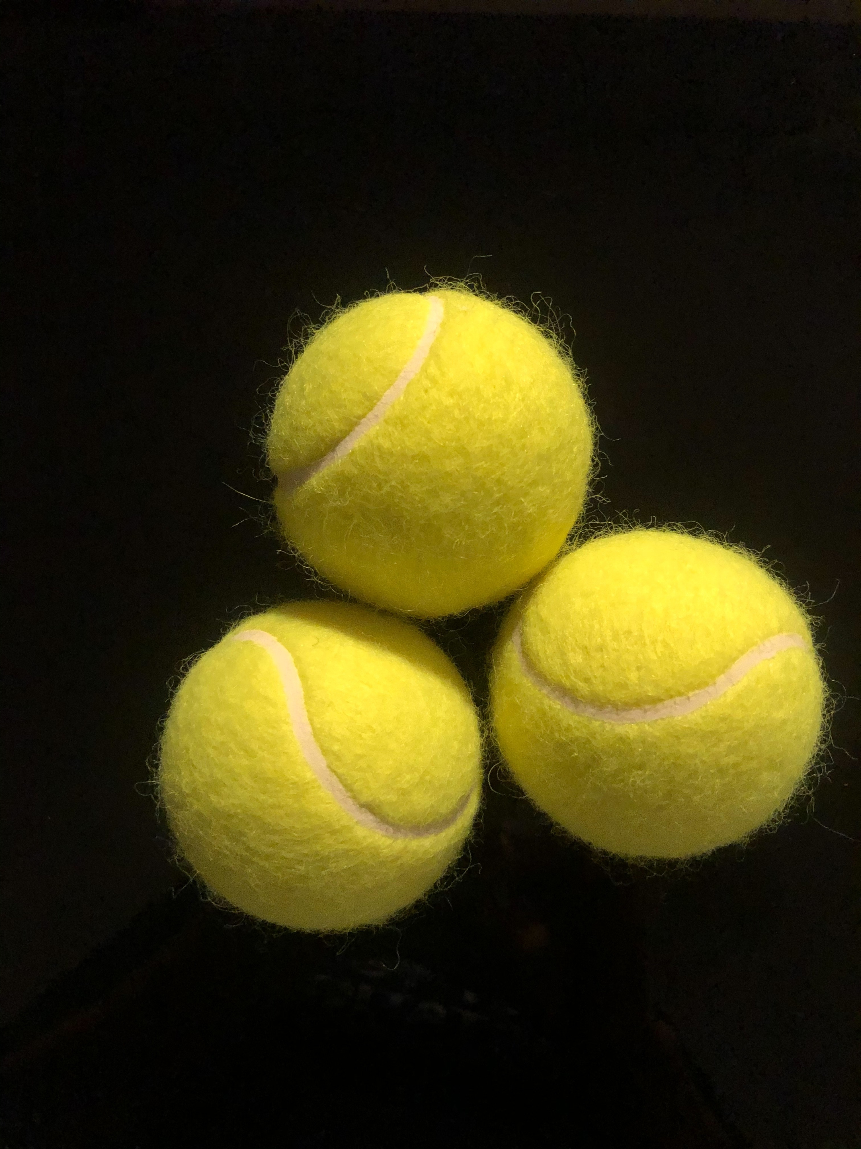 ลูกเทนนิสสีเขียว สำหรับนักเทนนิส เด้ง95% แพค 3 ลูก คุณภาพสูง ราคาถูกเว่อร์