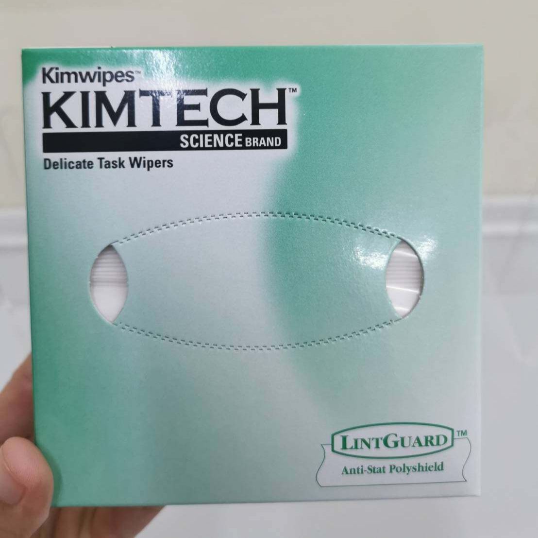 Kimtech® Science™ Kimwipes™ Delicate Task Wipers + Lens cleaner 100 mL