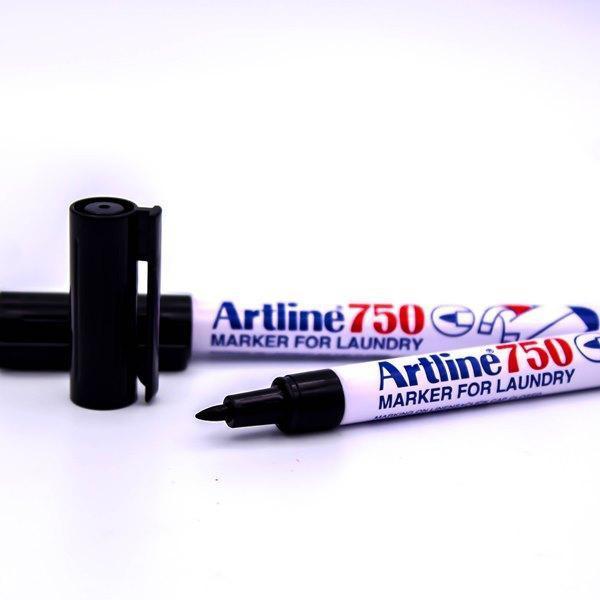 Electro48 Artline ปากกาเขียนผ้า อาร์ทไลน์ ชุด 2 ด้าม (สีดำ) แห้งทันที และกันน้ำ