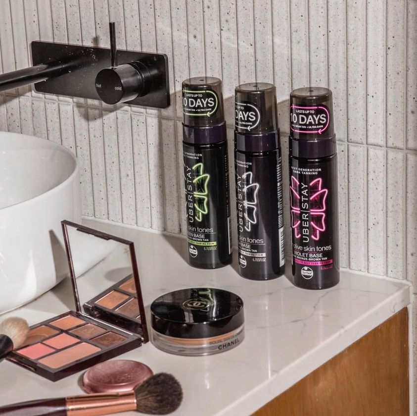 โฟมเปลี่ยนสีผิวให้เป็นผิวแทน Le Tan Uber Stay Self Tanning Foam 200 mL