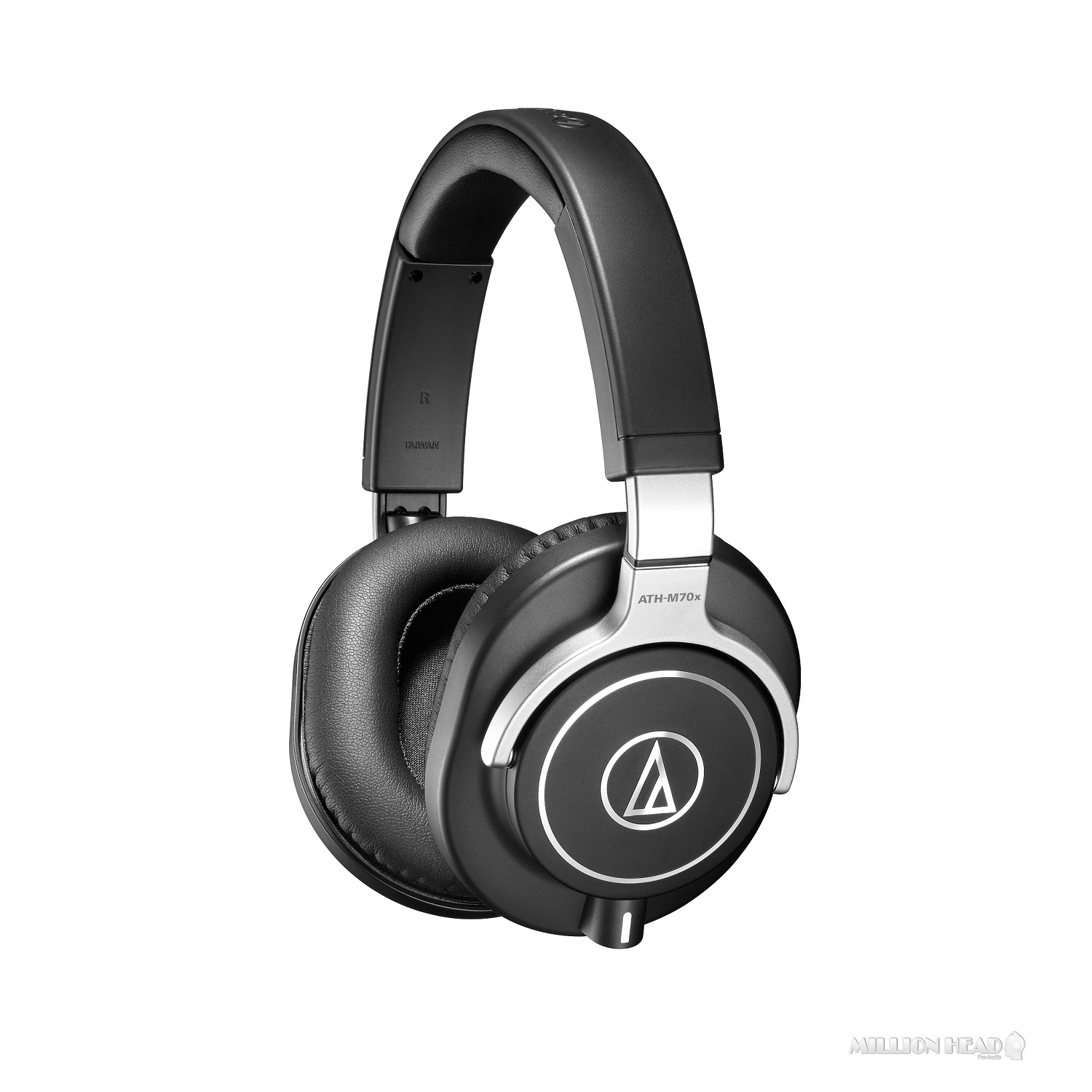 Audio-Technica : ATH-M70x by Millionhead (ที่สุดของหูฟัง Studio Monitor ระดับมืออาชีพ คุณภาพจาก AUDIO TECHNICA รุ่น ATH-M70x มีย่านตอบสนองความถี่ที่ 5 - 40,000 Hz)