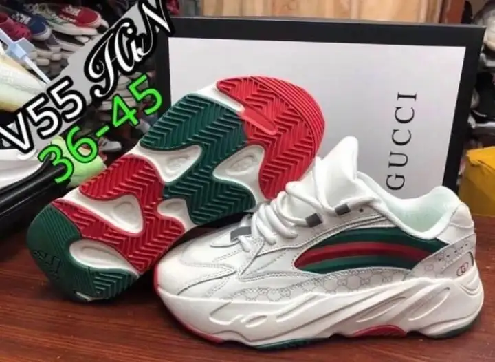 yeezy 700 x gucci