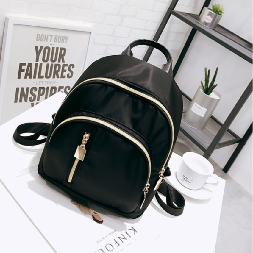 ดาวพร้อมกระเป๋าสะพาย กระเป๋า กระเป๋าเป้ กระเป๋าสะพายหลัง Backpack No.B01 - BLACK ดาวพร้อมกระเป๋าสะพาย กระเป๋า กระเป๋าเป้ กระเป๋าสะพายหลัง Backpack No.B01 - BLACK