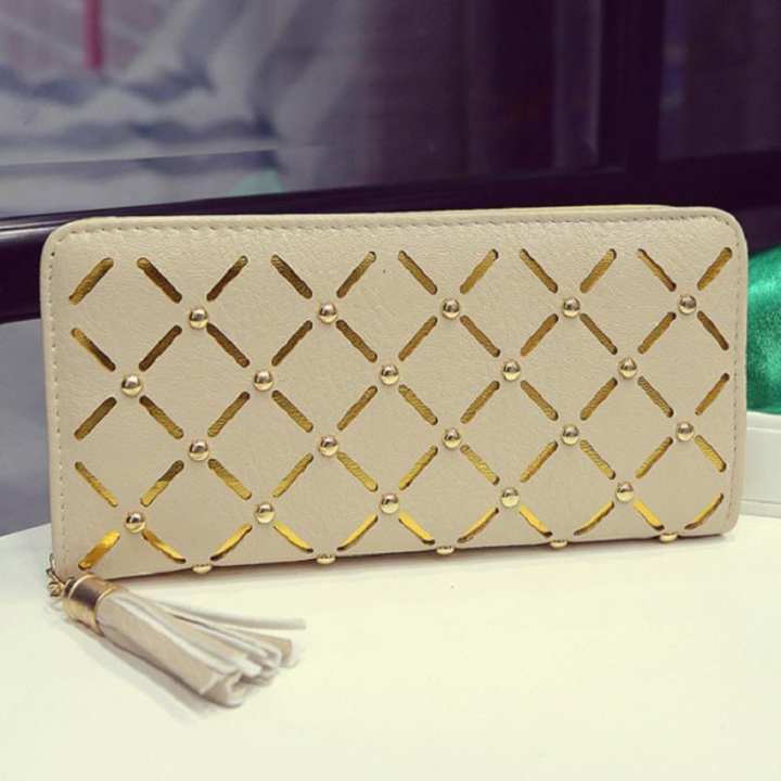BB Bags กระเป๋าสตางค์แบบรูดซิบ ปักกระดุมคาดสีทอง (สีขาว) รุ่น1777