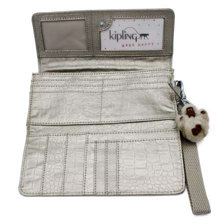 Kipling กระเป๋าสตางค์คล้องแขน No.AC8151 279 SILVER BEIGE SNAKE RUBL GM