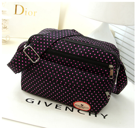 กระเป๋าสะพายผ้าใบ สำหรับผู้หญิง มีหลายช่อง (สีม่วง.) (สีม่วง.) กระเป๋าสะพายผ้าใบ สำหรับผู้หญิง มีหลายช่อง (สีม่วง.) (สีม่วง.)