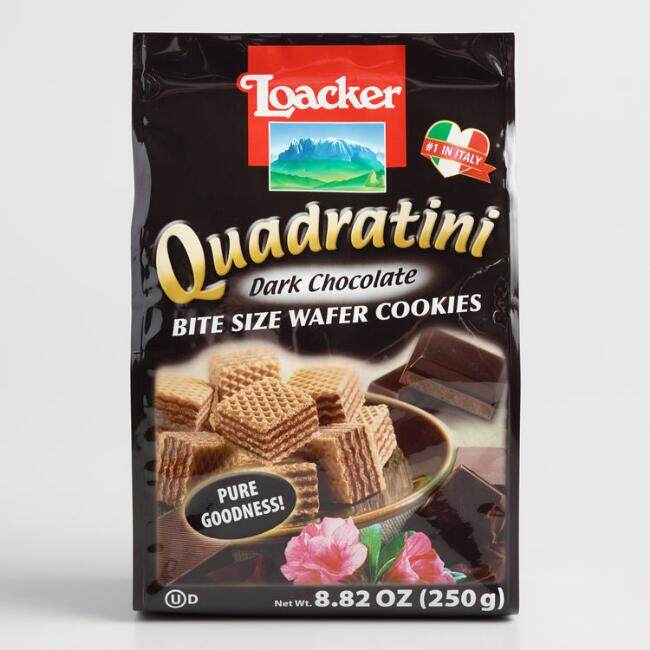 พร้อมส่ง Loacker Quadratini Wafer รส Dark chocolate ขนาด 250g.🍫