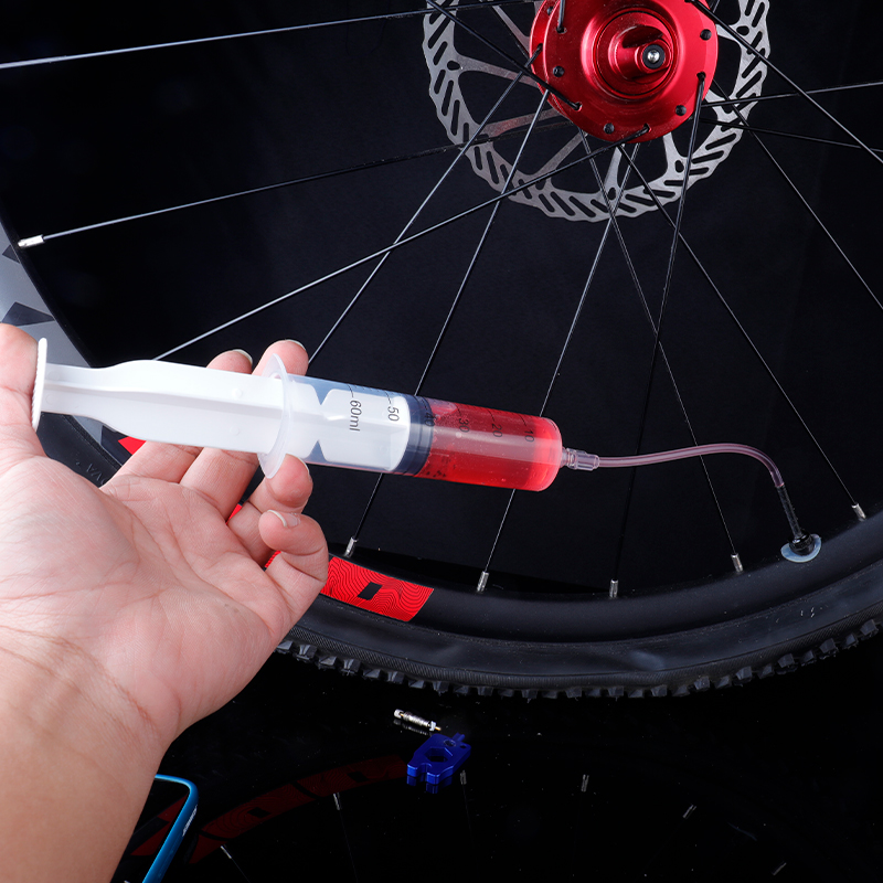 Iniettore Sigillante Tubeless Per Bici – Siringa 60ml Con Estrattore Valvola Presta/Schrader – Utensile Manutenzione