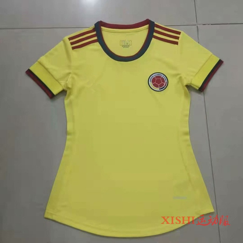 เสื้อฟุตบอลหญิงทีมชาติโคลอมเบียเหย้าและเยือน 2021