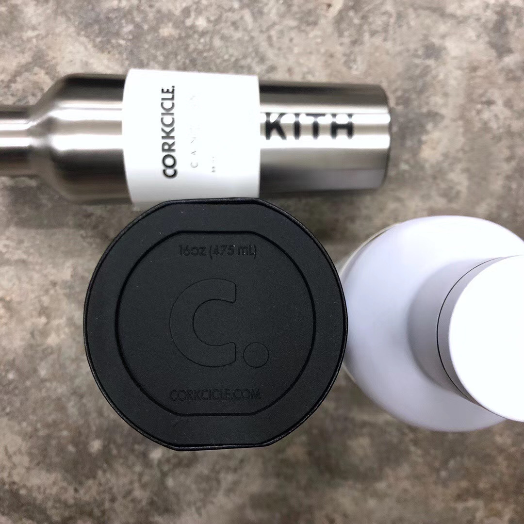 กระติกเก็บความร้อนความเย็น kith x corkcicle Yors ThaiPick