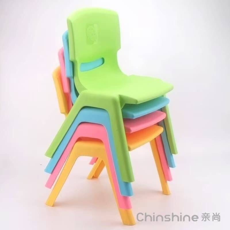 เก้าอี้เด็กสีสันสดใส