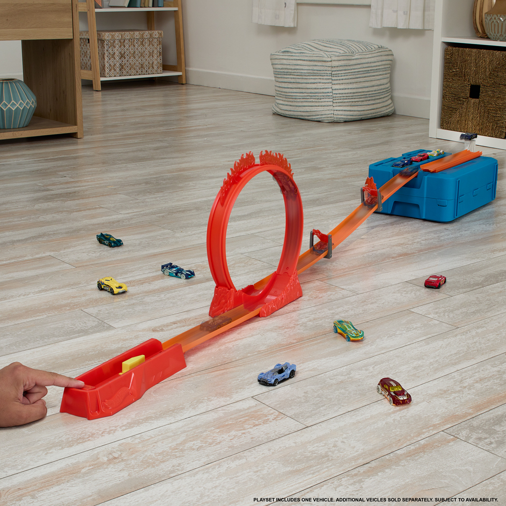 Hot Wheels Track Building Firethemed Track Setฮอตวีล ชุดรางแบบกล่อง
