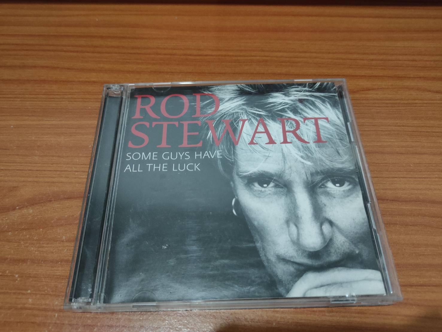 CD.MUSIC ซีดีเพลง เพลงสากล ROD STEWART SOME GUYS HAVE ALL THE LUCK