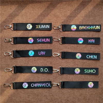 1PC Kpop EXO Keychain for Girls Fans Gift Phone Strap Laser Keyring Trendy Personality Letter Printed Keychain Unisex