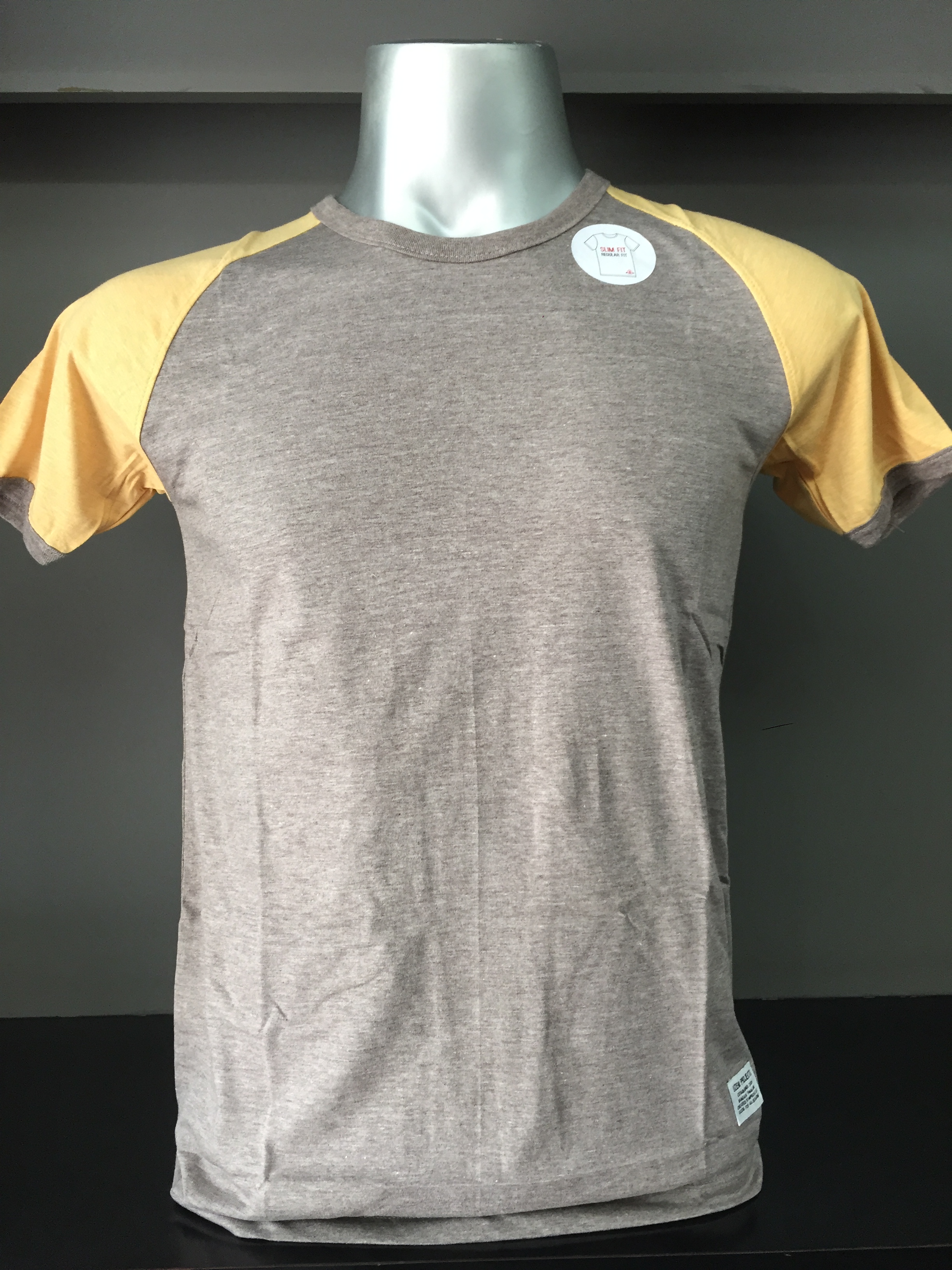Uzem Ropa เสื้อยืดผู้ชาย uzem slimfit คอกลม แทบสีทูโทน แขนสั้นขอบสี code no 1-9 ...