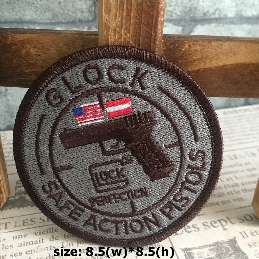 Glock ตัวรีดติดเสื้อ อาร์มรีด อาร์มปัก ตกแต่งเสื้อผ้า หมวก กระเป๋า แจ๊คเก็ตยีนส์ Badge Embroidered Iron on Patch