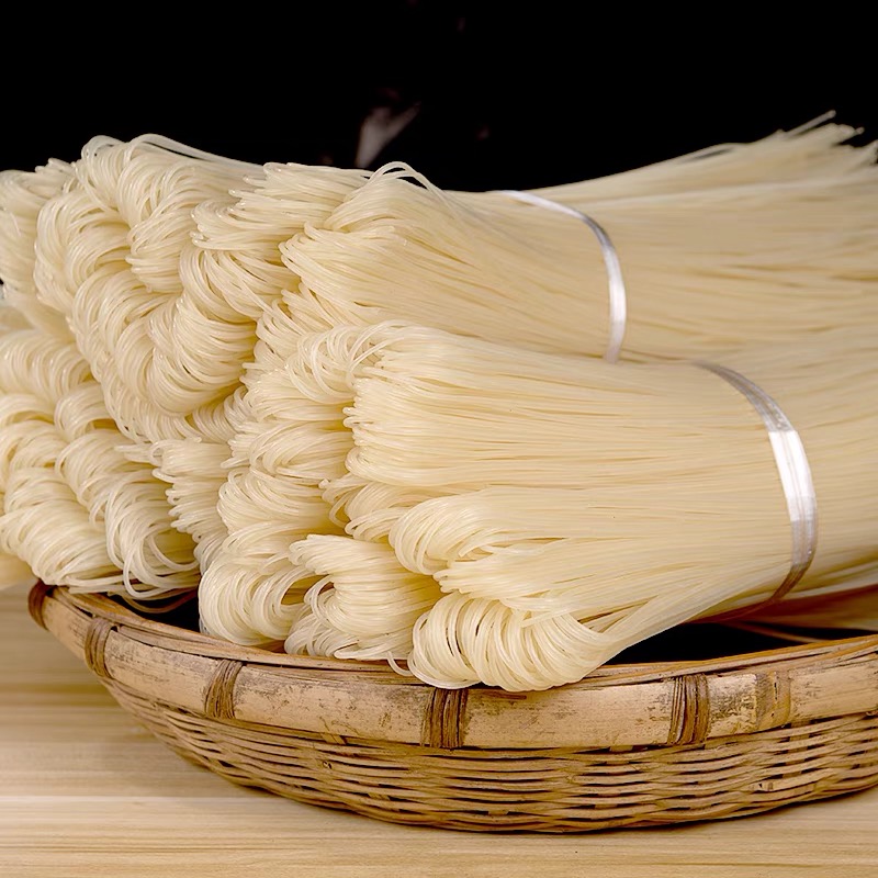 เส้นหมี่จีนแบบแห้ง 米线 米粉 rice noodle 1.6mm 500g