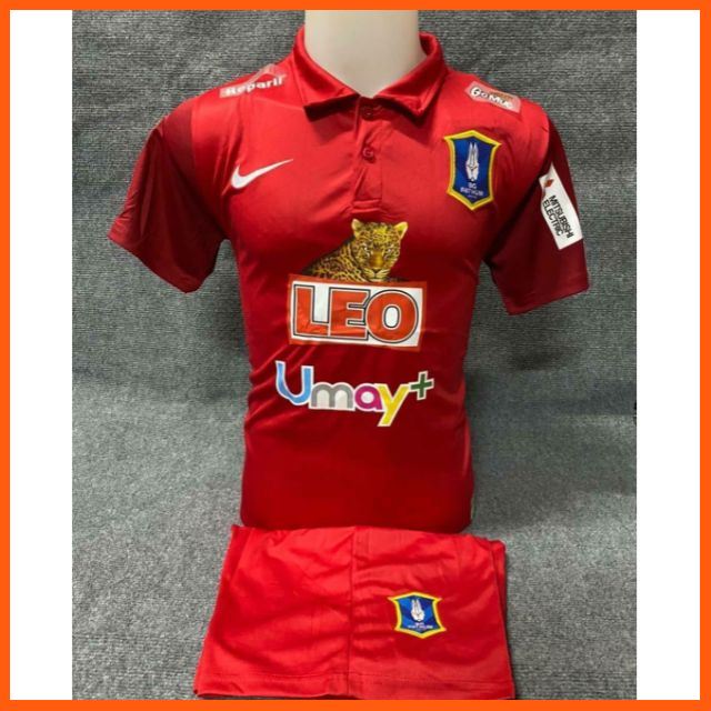 Best Seller, High Quality ชุดกีฬา เสื้อและกางเกง พร้อมจัดส่ง มีบริการเก็บเงินปลายทาง Sport Uniform Football Uniform Liverpool Team Sport Shirts Sport Pants Uniform for Exercise Product High quality for you.