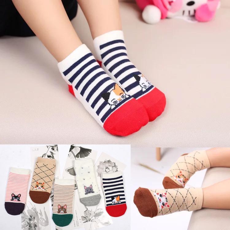 ถุงเท้าเด็ก ถุงเท้าแฟชั่นเกาหลี 1 เซต 5 คู่5สี ลายแมวญี่ปุ่น ลายน่ารัก ใส่สบายมาก ไซส์ M-XL／ 4-12ปี