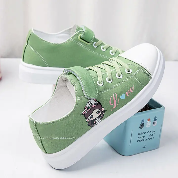 womens size 12 white canvas shoes