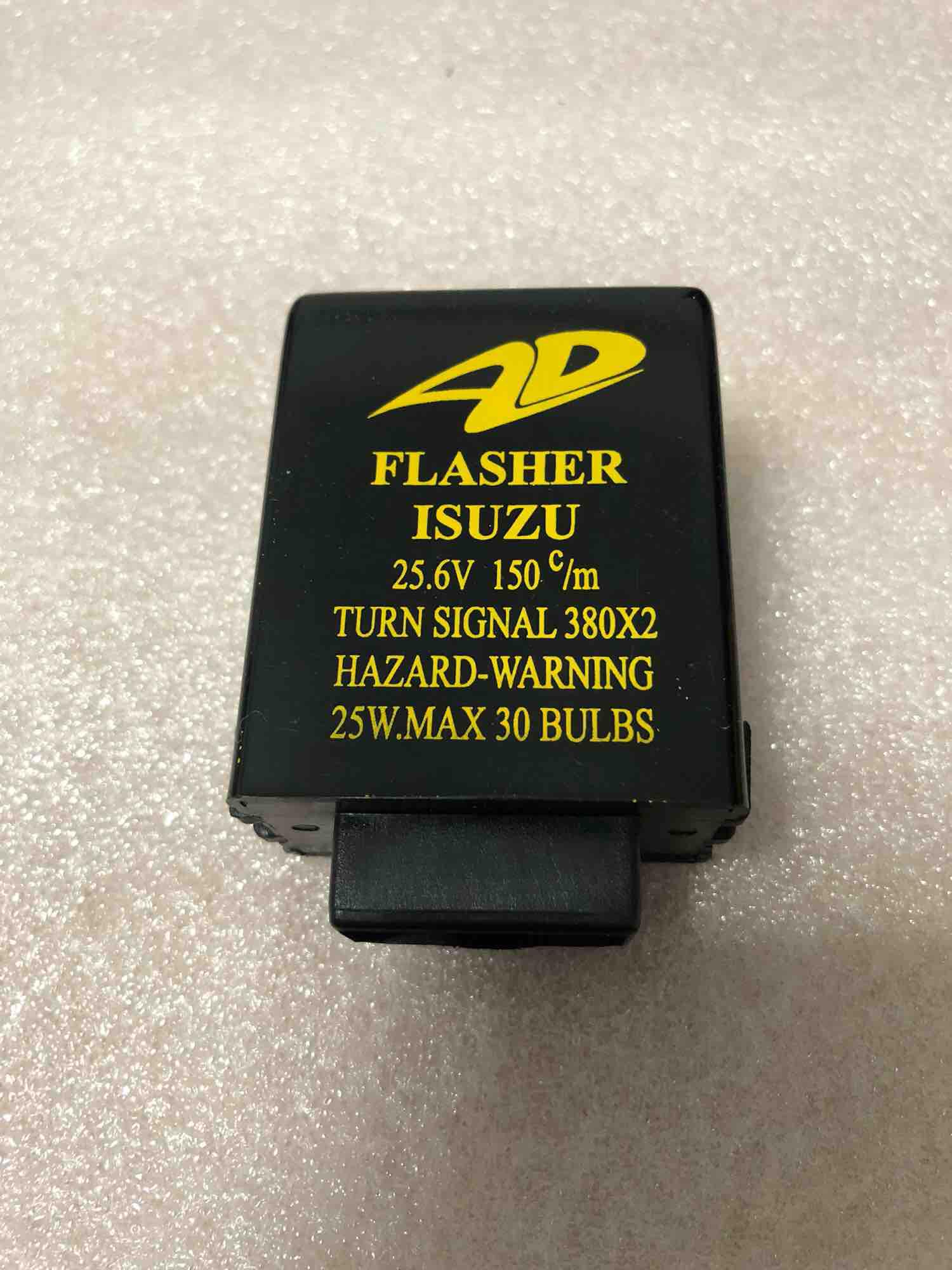 Flasher ไฟเลี้ยว (รีเลย์ไฟเลี้ยว / แฟลชเชอร์) Isuzu DECA แบบปรับให้กระพริบเร็วได้
