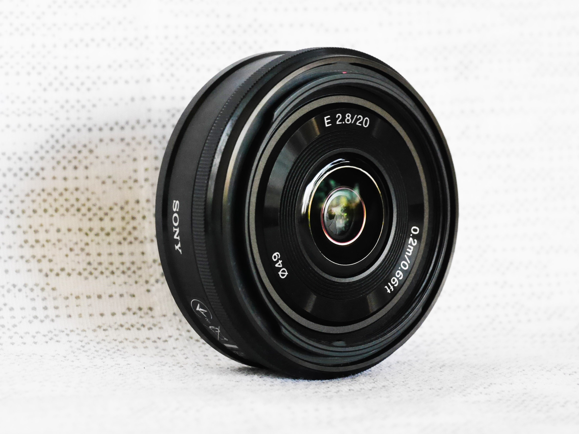 SEL20F28 E 20mm F2.8 E-mount Prime Lens 
