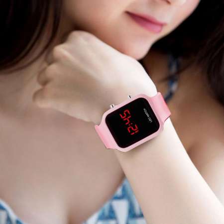 Zazzy Dolls นาฬิกาข้อมือ สายซิลิโคนนุ่ม ทำงานระบบ Digital LED สไตล์ Apple Watch ไฟส่องสว่าง รุ่น ZD-0171
