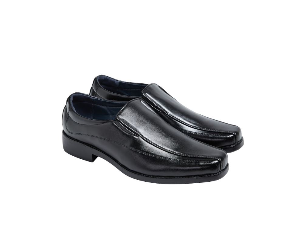 Esther รองเท้าผู้ชาย รองเท้าหนัง รุ่น K001 - BLACK (สีดำ)